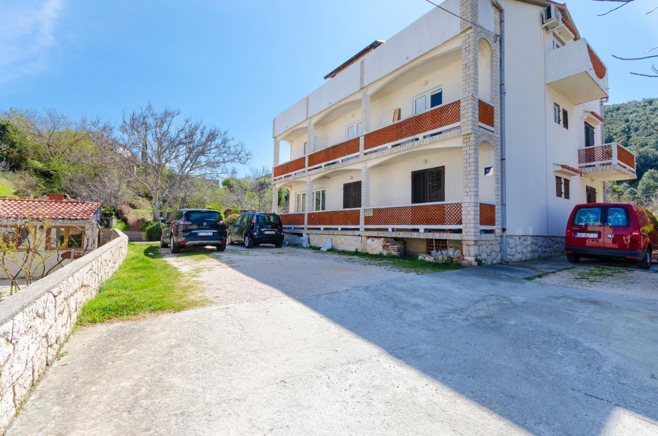 Apartments Luka Supetarska Draga Eksteriør bilde